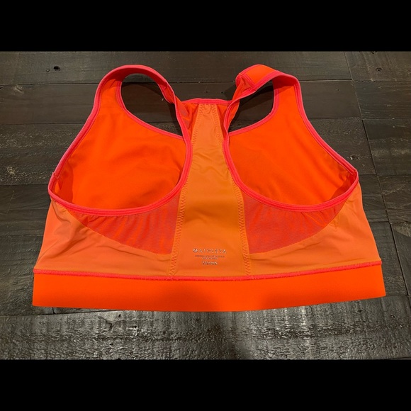 Athleta Hustle Sports Bra - Picture 3 of 4